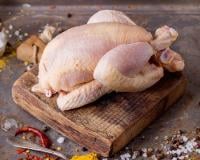 Le poulet jaune est-il meilleur pour la santé que le blanc ?