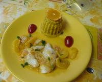 Il s'agit de servir un filet de poisson blanc accompagné de clémentines revenues au beurre et de sa sauce avec en accompagnement un ramequin de semoule aux 4 épices.
