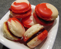 Voici mes macarons originaux avec une technique de 3 poches à douilles. C'est une technique très simple à assimiler.