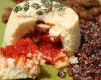 lus qu'une recette, une expérience culinaire intéressante par le fumet qui se dégage au moment ou l'on coupe dans le mystère et fait apparaître le cœur coulant de poivron.