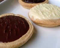 Trio de tartelettes à l'orange et aux 3 chocolats