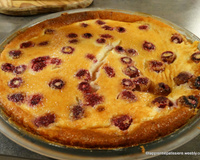 Far aux framboises et raisins blonds