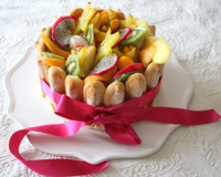Charlotte aux fruits exotiques