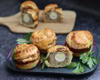 Mini pâté feuilleté au veau et oeuf de caille
