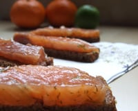 Gravlax de saumon aux agrumes