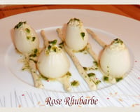 Petits oignons farcis d'une mousseline de flageolet au chèvre frais et beurre d'herbes