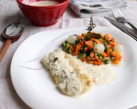 Un plat complet, relevé par une sauce à la moutarde et à l'estragon.