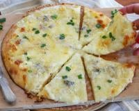 Pizza au fromage