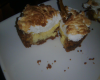 Un fond de tarte différent excelle avec la garniture au citron.