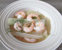 Potage d'endives et crevettes grises