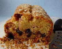 Un cake aux trois ingrédients inattendus et à la texture légère grâce à la bière. 