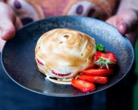 Avec cette recette, le chef Ruben Sarfati revisite les tartelettes aux fraises en une version ultra-gourmande !