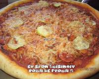 Pizza aux fruits de mer et courgettes