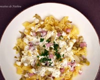 Pâtes corolles aux chicons et miel, sauce au brie