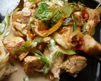 Poulet épicé aux arachides