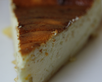 Tarte au fromage blanc et à la confiture de mirabelle