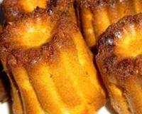 Du lait concentré pour donner du moelleux à ce délicieux biscuit qu'est le cannelé.