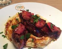 Le canard s’accorde vraiment bien avec l’amertume du pamplemoussen qui va servir à préparer une sauce sucrée et salée appelée…