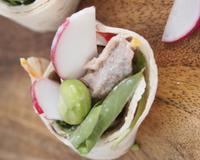 En déjeuner rapide ou même en pique nique, ce wrap sera parfait. Il vous suffira de quelques minutes pour cuisiner cet agneau d'inspiration oriental. J'aime les sandwichs…