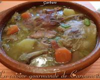 La garbure est un plat traditionnel des Pyrénéens et plus spécialement de Bigorre. C'était le repas du pauvre et la plupart du temps son plat unique. C'est une sorte…