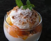 Un dessert frais et délicieux prêt en un quart d'heure. Une recette sympa pour l'été ! Une variation exotique du Tiramisu....