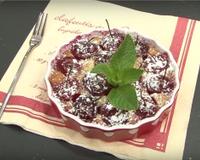 La recette du célèbre clafoutis ! Le clafoutis est le dessert aux cerises par excellence, un classique de la gastronomie Française !
