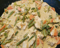 Nouilles chinoises aux légumes et au poulet