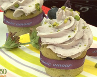 Cupcake à la myrtille et à la pistache
