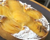 Tarte aux poires à la crème d'amandes