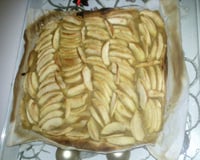 Tarte aux pommes à pâte feuilletée