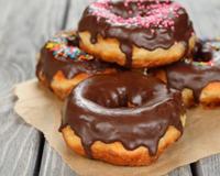 Une délicieuse recette pour les fans de donuts comme Homer Simpson.
