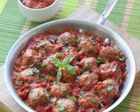J'adore cette recette inspirée des boulettes italiennes. Elles sont très faciles à faire et c'est tellement réconfortant.