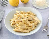 Les pâtes au citron sont une recette italienne raffinée, parfumée et rapide à préparer !