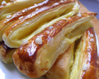 Bredstick sucré (Feuilleté à la crème pâtissière)