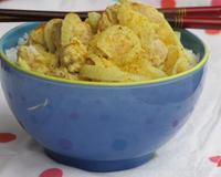 Cette recette sucrée-salée est très originales. Les pommes se marient très bien avec le poulet.