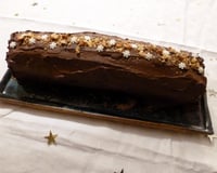 Bûche chocolat noisettes caramélisées