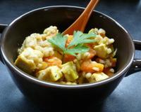 Je vous propose aujourd'hui un plat sain et délicieux. Ce risotto crémeux n'en a pas l'air comme ça, mais il est le plat complet idéal pour faire le plein de protéïnes…