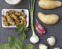 Une recette autour de la Ratte du Touquet par le chef étoilé Christian Germain du Relais Châteaux du Château de Montreuil à Montreuil-sur-Mer.Une recette avec les produits…