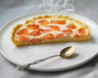 Stéphanie Le Quellec dévoile la recette de sa tarte tatin aux abricots (et c’est un délice !)