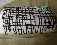 Une mousse à la noix de coco très légère et une génoise au citron vert aérienne pour une bûche qui en ferait chavirer plus d'un !