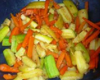 Légumes au wok carottes et courgettes
