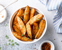 Cette astuce géniale permet de découper vos patates en patatoes en quelques secondes