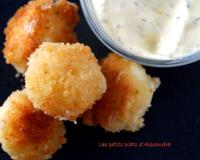 Servies en guise de tapas avec une bonne petite sauce, ces petites billes panées plairont aux petits comme aux grands !