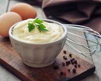 Peut-on manger la mayonnaise d'un pot ouvert depuis plusieurs semaines ou plusieurs mois ?