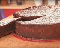 Le gâteau au chocolat est incontournable. Dans cette version inspirée du gâteau Bellevue de Christophe Felder, le beurre est remplacé par un…