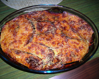 C'est une sorte de lasagnes aux aubergines et à la bolognaise.