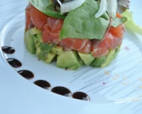 Tartare de saumon et d'avocat