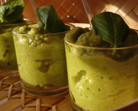 Verrines de brocolis au pesto