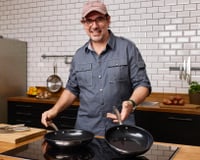 Paul Pairet lance une gamme d'ustensiles de cuisine à petit prix avec Aldi