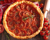 Cette astuce rend votre tarte à la tomate incroyablement goûteuse et sans pâte détrempée